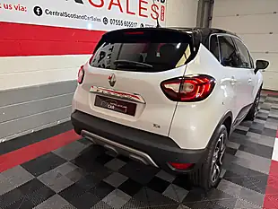 Used 2017 Renault Captur Dynamique S Nav White - Interior and Exterior details 14