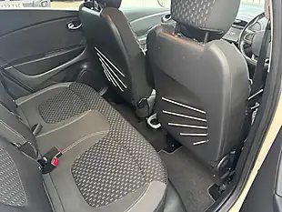Used 2017 Renault Captur Dynamique S Nav White - Interior and Exterior details 15