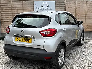 Used 2017 Renault Captur Energy Dynamique Nav Silver - Interior and Exterior details 10