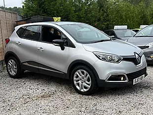 Used 2017 Renault Captur Energy Dynamique Nav Silver - Interior and Exterior details 3