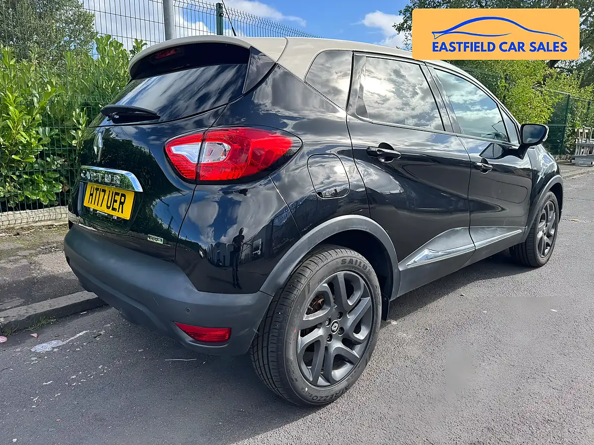 Used 2017 Renault Captur Energy Dynamique S Nav Diamond Black - Interior and Exterior details 3