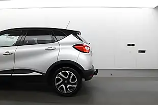 Used 2017 Renault Captur Energy Dynamique S Nav Silver - Interior and Exterior details 7