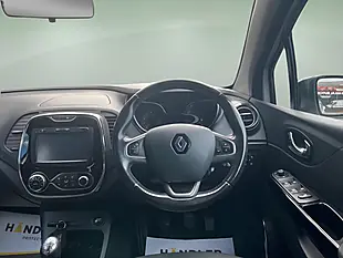 Used 2017 Renault Captur Energy Dynamique S Nav Silver - Interior and Exterior details 13