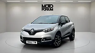 Used 2017 Renault Captur Energy Dynamique S Nav Silver - Interior and Exterior details 7