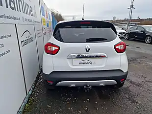 Used 2017 Renault Captur Iconic Nav White - Interior and Exterior details 14