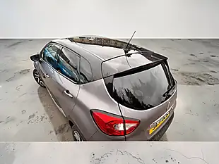 Used 2017 Renault Captur Signature Nav Grey - Interior and Exterior details 7