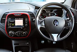 Used 2017 Renault Captur Signature Nav Grey - Interior and Exterior details 15