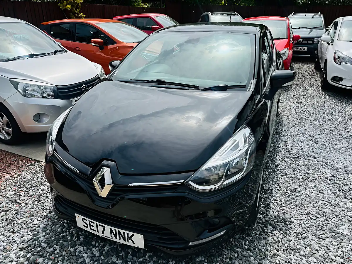 Used 2017 Renault Clio Dynamique Nav Black - Interior and Exterior details 13