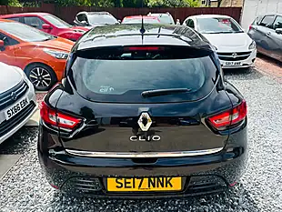 Used 2017 Renault Clio Dynamique Nav Black - Interior and Exterior details 4