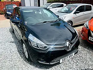 Used 2017 Renault Clio Dynamique Nav Black - Interior and Exterior details 8