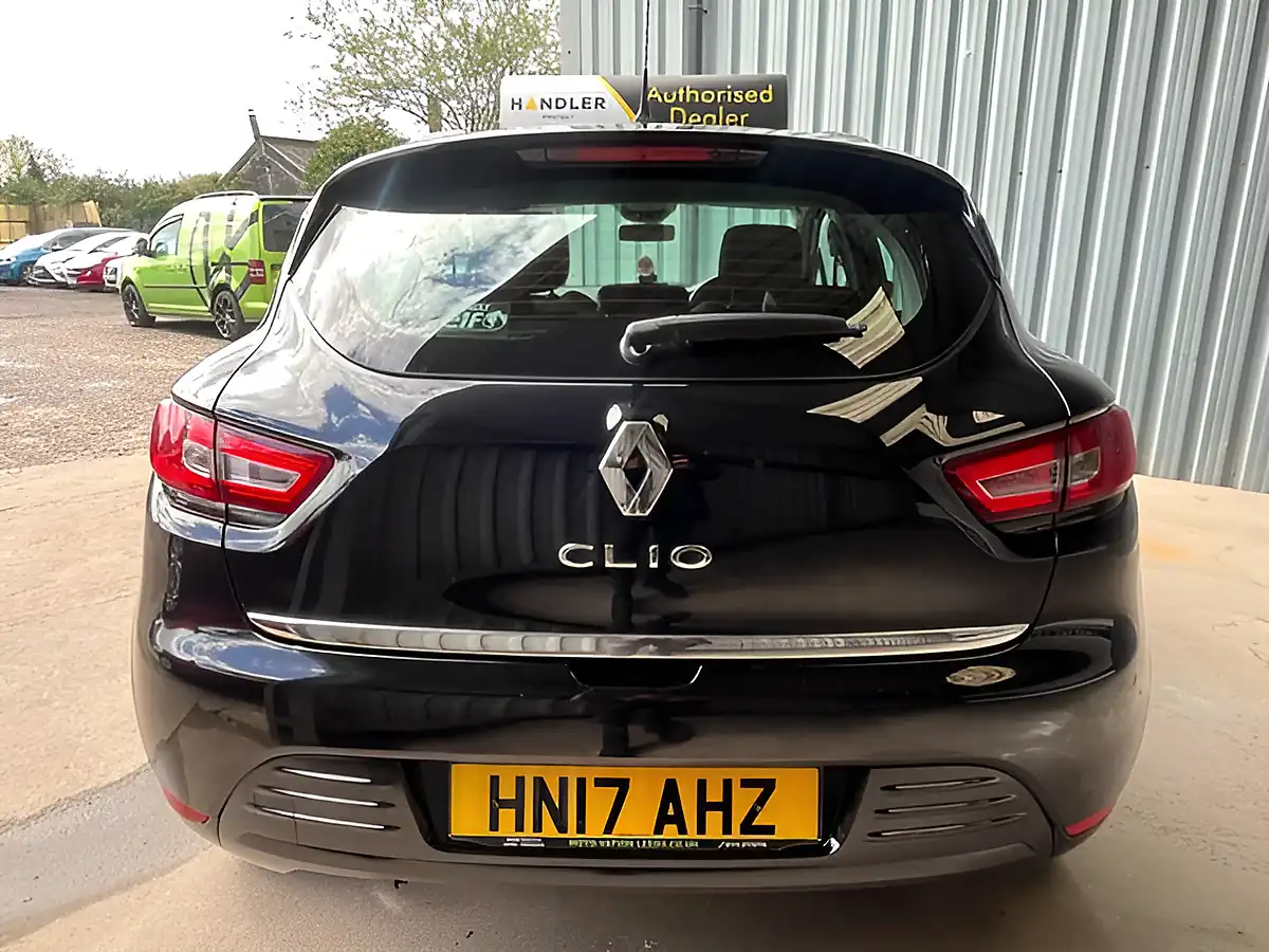 Used 2017 Renault Clio Dynamique Nav Black - Interior and Exterior details 12