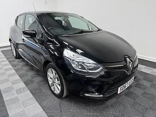 Used 2017 Renault Clio Dynamique Nav Black - Interior and Exterior details 2