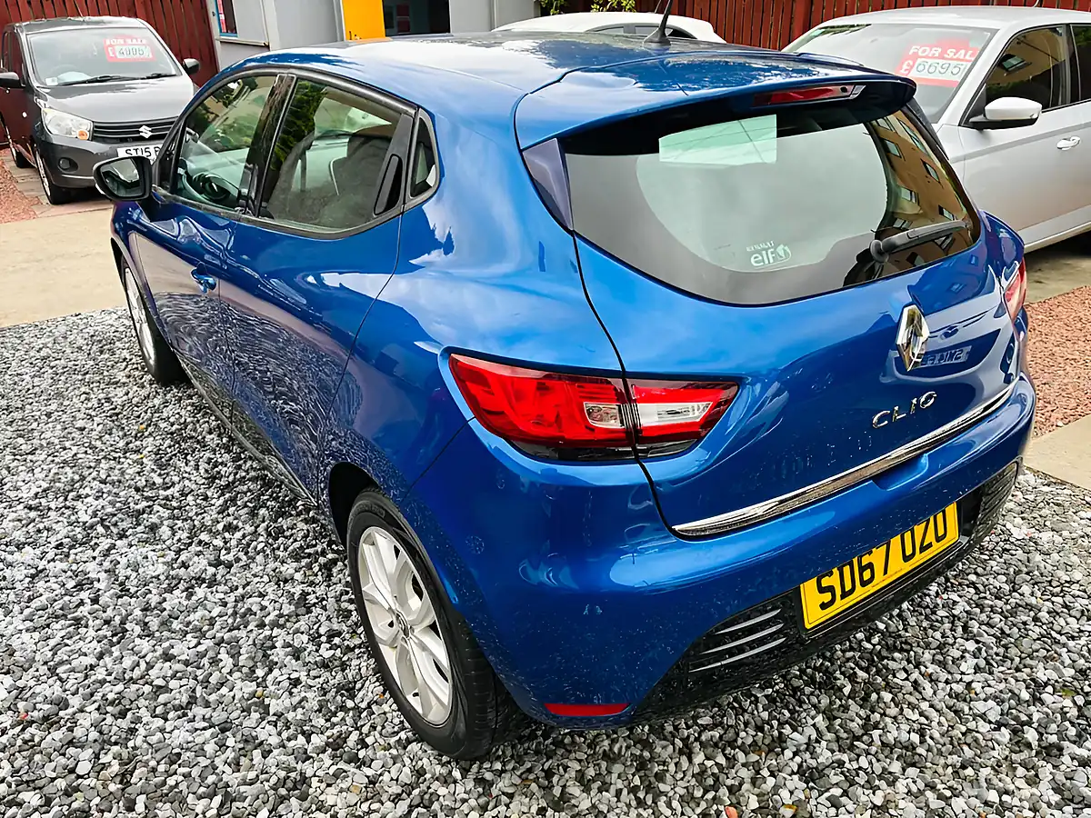 Used 2017 Renault Clio Dynamique Nav Blue - Interior and Exterior details 12