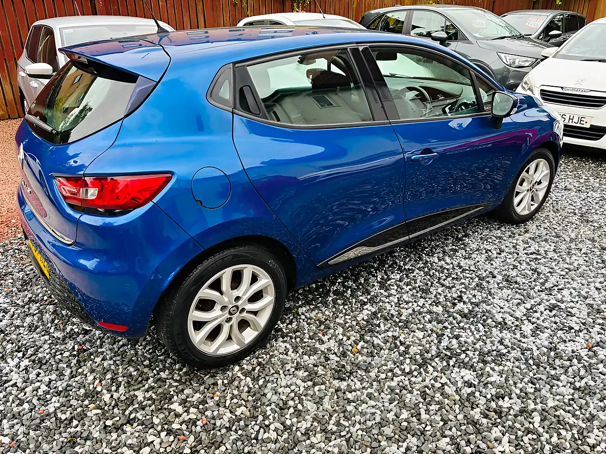 Used 2017 Renault Clio Dynamique Nav Blue - Interior and Exterior details 15