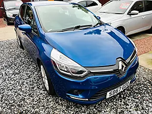 Used 2017 Renault Clio Dynamique Nav Blue - Interior and Exterior details 18