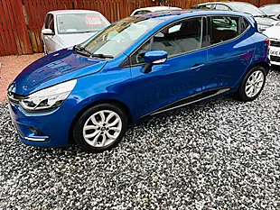 Used 2017 Renault Clio Dynamique Nav Blue - Interior and Exterior details 2