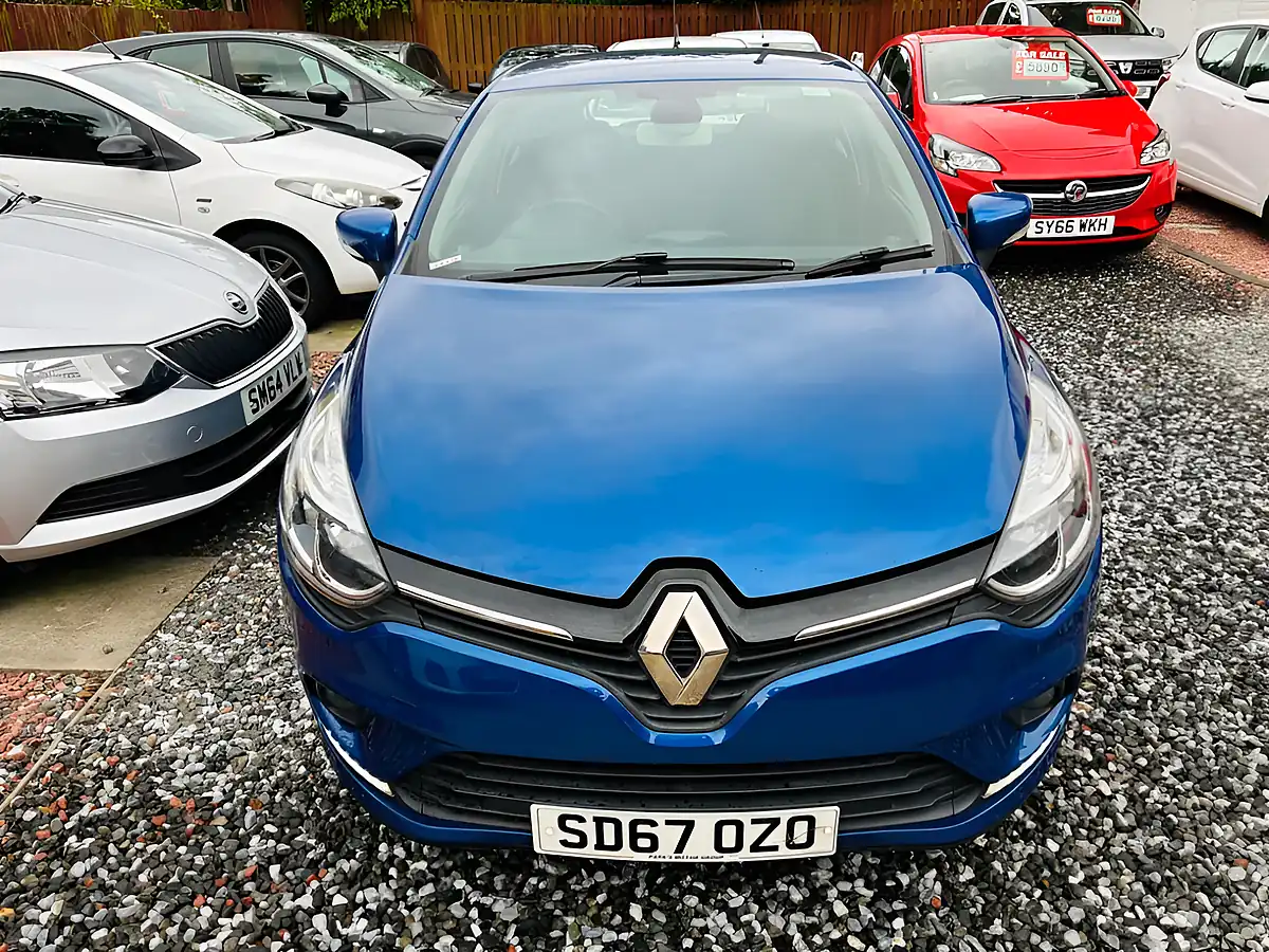Used 2017 Renault Clio Dynamique Nav Blue - Interior and Exterior details 3