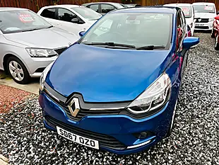 Used 2017 Renault Clio Dynamique Nav Blue - Interior and Exterior details 6