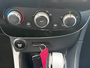 Used 2017 Renault Clio Dynamique Nav Blue - Interior and Exterior details 11