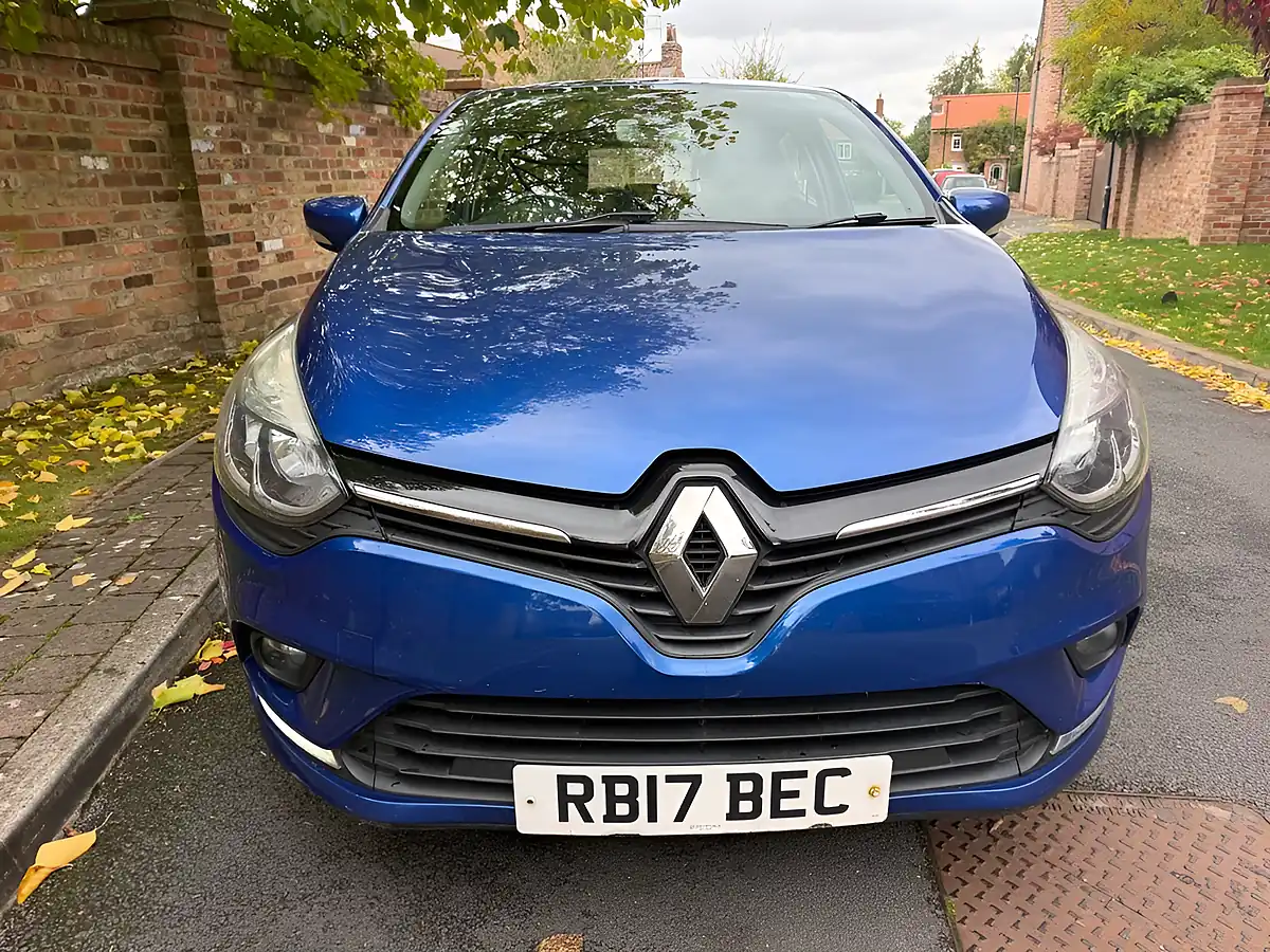 Used 2017 Renault Clio Dynamique Nav Blue - Interior and Exterior details 18