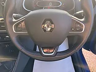 Used 2017 Renault Clio Dynamique Nav Blue - Interior and Exterior details 7