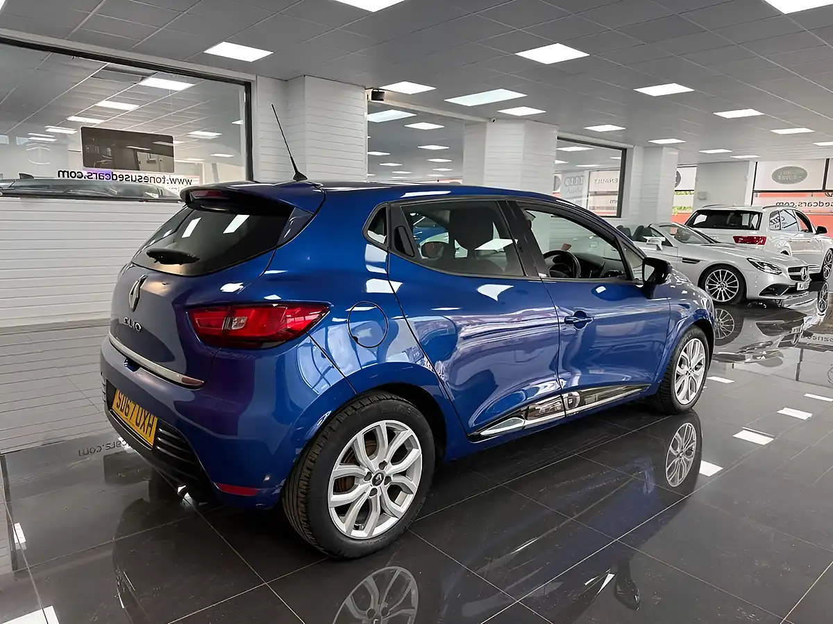 Used 2017 Renault Clio Dynamique Nav Blue - Interior and Exterior details 2