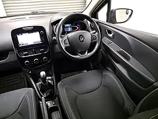 Used 2017 Renault Clio Dynamique Nav Diamond Black - Interior and Exterior details 6