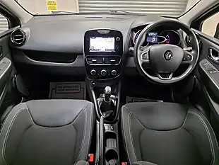 Used 2017 Renault Clio Dynamique Nav Diamond Black - Interior and Exterior details 7