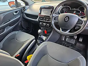 Used 2017 Renault Clio Dynamique Nav Eco Black - Interior and Exterior details 12