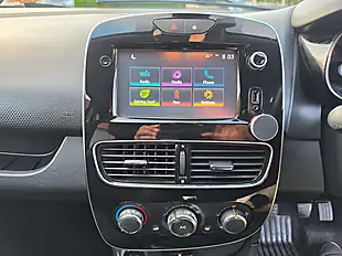 Used 2017 Renault Clio Dynamique Nav Eco Black - Interior and Exterior details 17