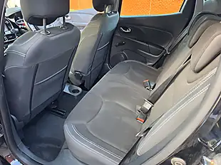 Used 2017 Renault Clio Dynamique Nav Eco Black - Interior and Exterior details 19