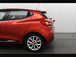 Used 2017 Renault Clio Dynamique Nav Flame Red - Interior and Exterior details 10