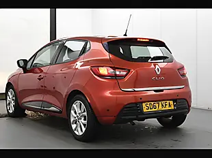 Used 2017 Renault Clio Dynamique Nav Flame Red - Interior and Exterior details 8