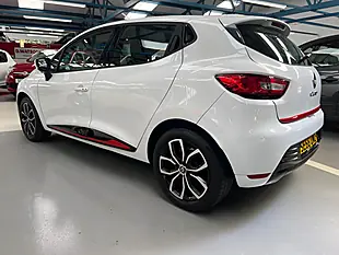 Used 2017 Renault Clio Dynamique Nav Glacier White - Interior and Exterior details 7