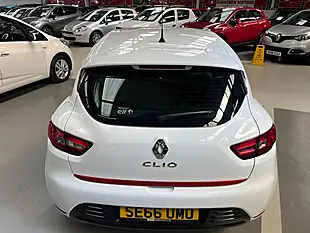 Used 2017 Renault Clio Dynamique Nav Glacier White - Interior and Exterior details 9