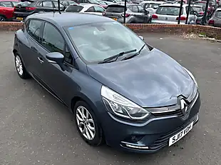 Used 2017 Renault Clio Dynamique Nav Grey - Interior and Exterior details 8