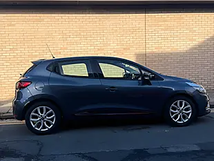 Used 2017 Renault Clio Dynamique Nav Grey - Interior and Exterior details 2