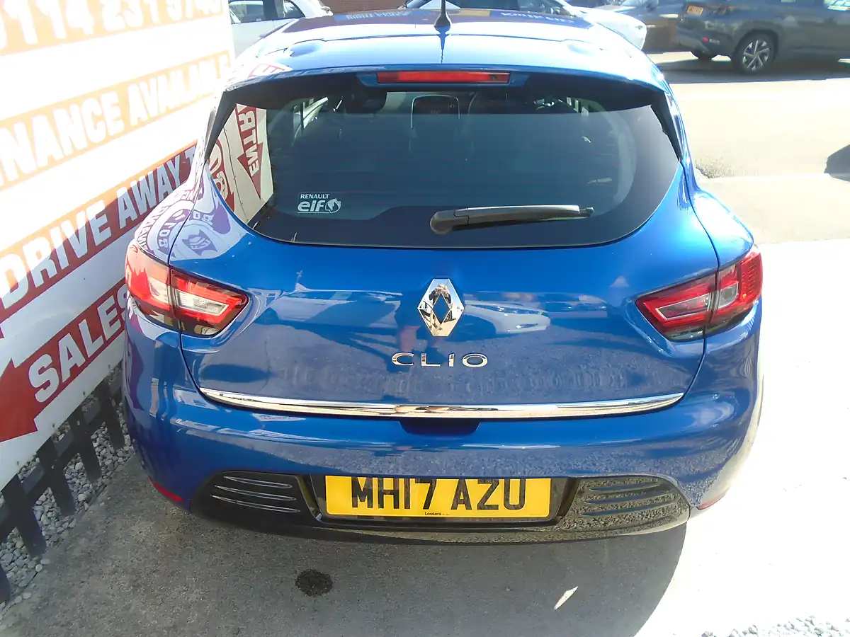Used 2017 Renault Clio Dynamique Nav Iron Blue - Interior and Exterior details 14