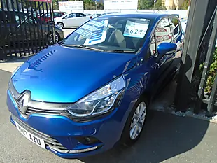 Used 2017 Renault Clio Dynamique Nav Iron Blue - Interior and Exterior details 3