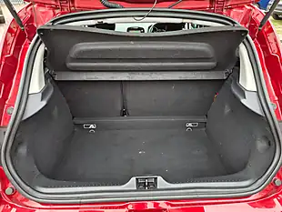 Used 2017 Renault Clio Dynamique Nav Mars Red - Interior and Exterior details 18