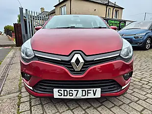 Used 2017 Renault Clio Dynamique Nav Mars Red - Interior and Exterior details 2
