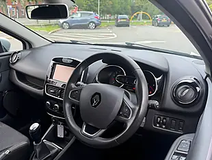 Used 2017 Renault Clio Dynamique Nav Mercury - Interior and Exterior details 14