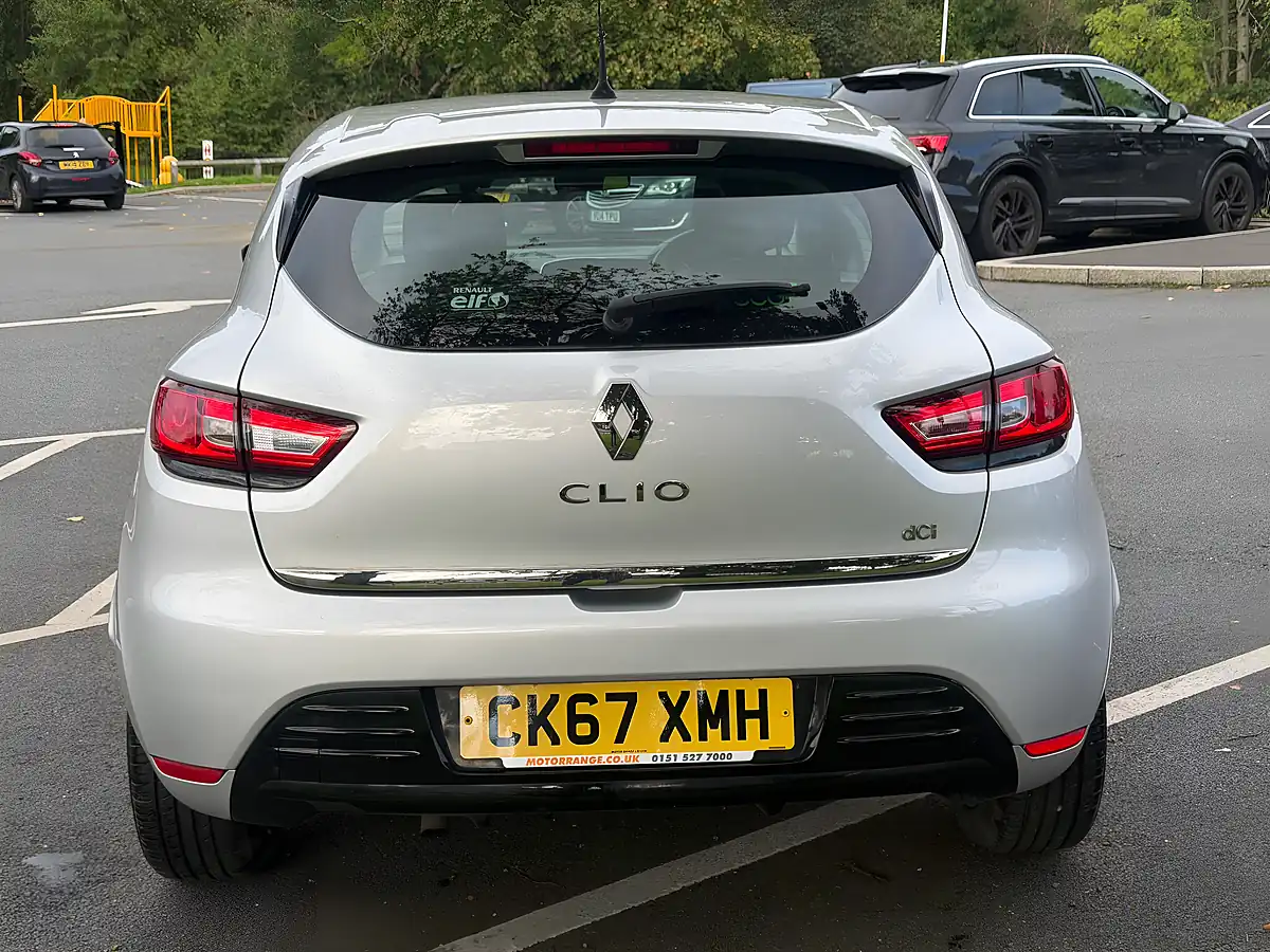 Used 2017 Renault Clio Dynamique Nav Mercury - Interior and Exterior details 5