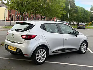 Used 2017 Renault Clio Dynamique Nav Mercury - Interior and Exterior details 8