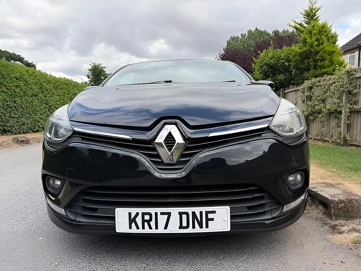 Used 2017 Renault Clio Dynamique Nav Noir - Interior and Exterior details 2