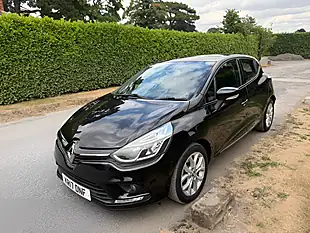 Used 2017 Renault Clio Dynamique Nav Noir - Interior and Exterior details 9