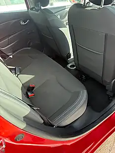 Used 2017 Renault Clio Dynamique Nav Red - Interior and Exterior details 8