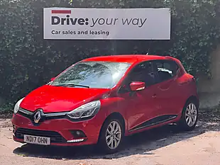 Used 2017 Renault Clio Dynamique Nav Red - Interior and Exterior details 3