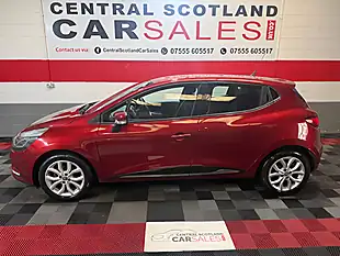 Used 2017 Renault Clio Dynamique Nav Red - Interior and Exterior details 3