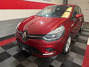 Used 2017 Renault Clio Dynamique Nav Red - Interior and Exterior details 7